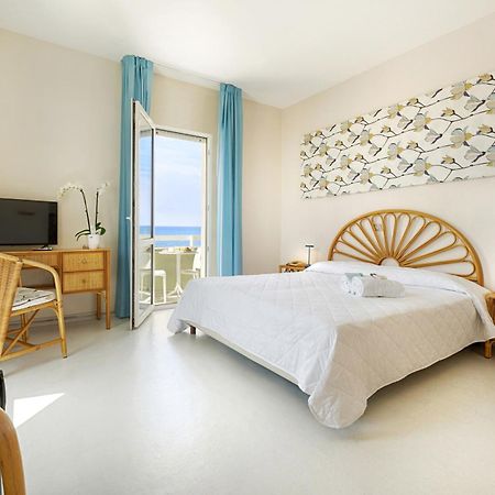 Hotel Mida Scoglitti Exterior foto